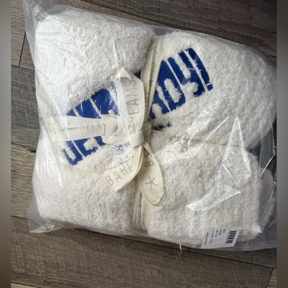 NWT Jeopardy! Barefoot Dreams Cream Throw Blanket Blue Lettering
